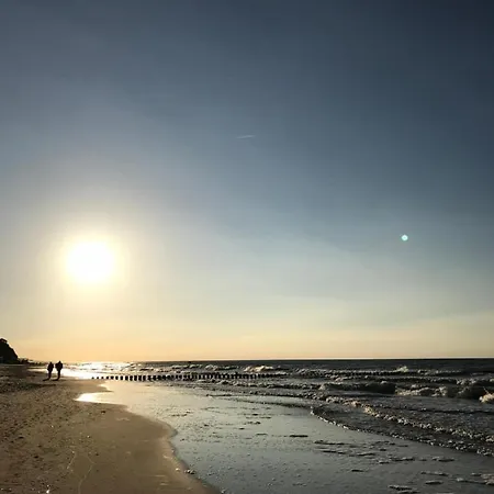 A Morze Domki- Podgrzewany Basen, Caloroczne Klimatyzowane Domki, Parking בית נופש