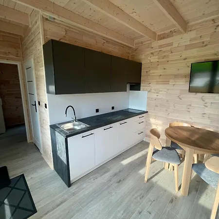 A Morze Domki- Podgrzewany Basen, Caloroczne Klimatyzowane Domki, Parking * Rewal