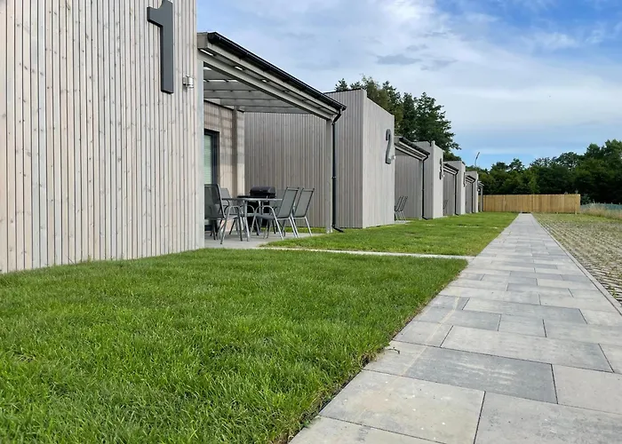 A Morze Domki- Podgrzewany Basen, Caloroczne Klimatyzowane Domki, Parking *