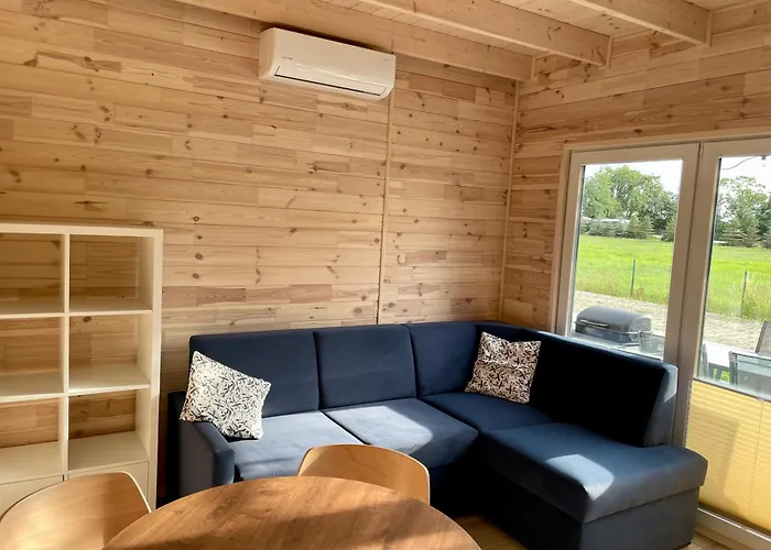 Prázdninový dům A Morze Domki- Podgrzewany Basen, Caloroczne Klimatyzowane Domki, Parking Rewal