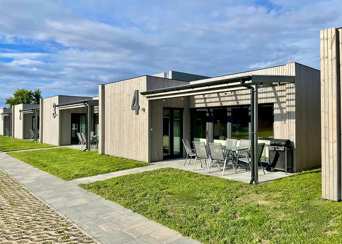 Prázdninový dům A Morze Domki- Podgrzewany Basen, Caloroczne Klimatyzowane Domki, Parking *